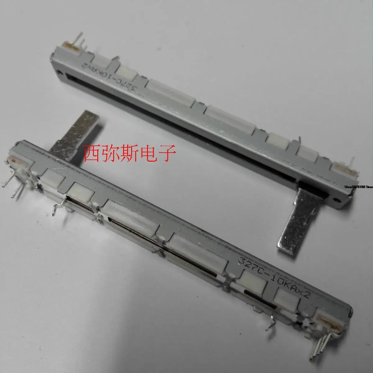 

Original Japanese Alps Yamaha DJ mixer special pusher 75mm long 10ka*2 Original New Quick Shipping