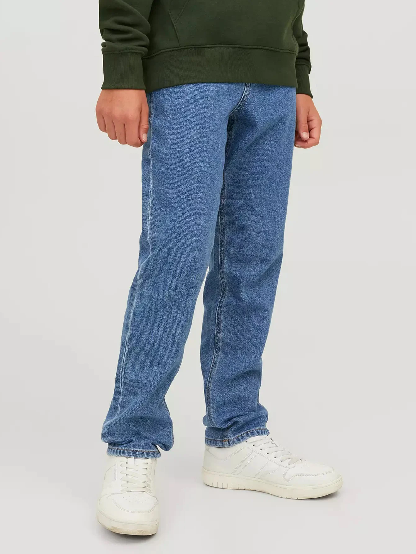 2025 High Quality Jeans For Boys Trendy Brand Sof New Korean kids Casual Long Jeans Classic Man Straight Denim Pants Solid Color 4