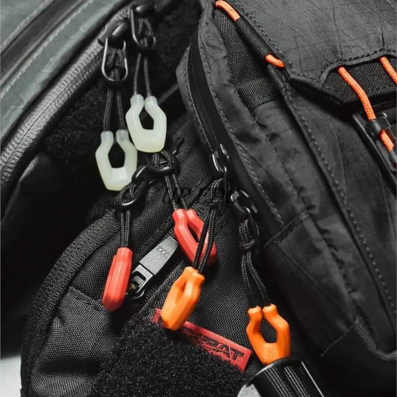 FOXBAT Teardrop Pull Tail Cord Modified Zip Magnetic Clip Cord Functional Tactical Shoulder Bag Rucksack Cord