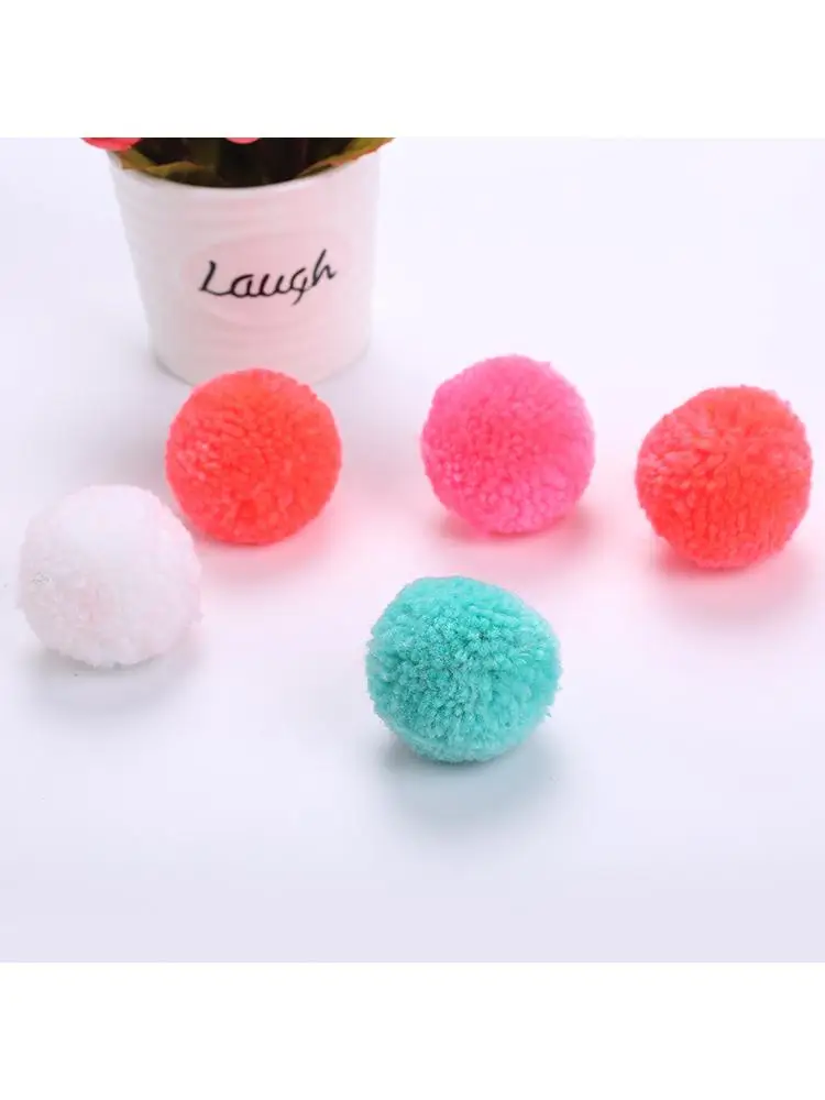 

Cat Wool Ball Durable Strong Pet Toys Color Random