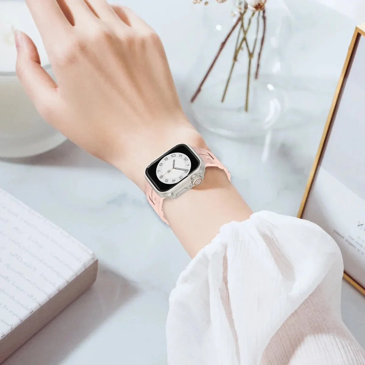 Premium Silicone Band with Ultra Case for Apple Watch - High-Quality Strap and Protective Bracelet
