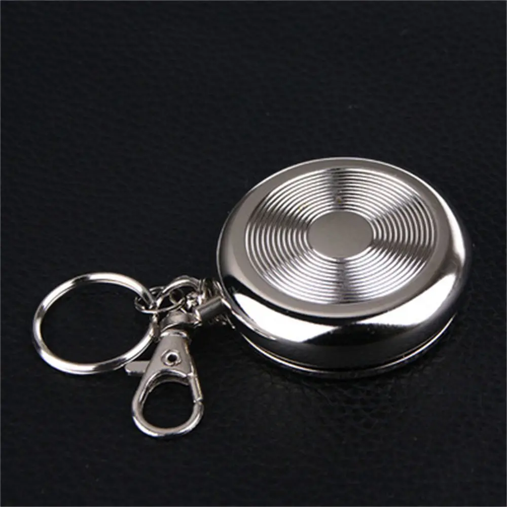 Mini Metal Cigarette Ashtray Key Chain Round Shaped Ashtray Portable Smoking Accessories Cigarette Supplies