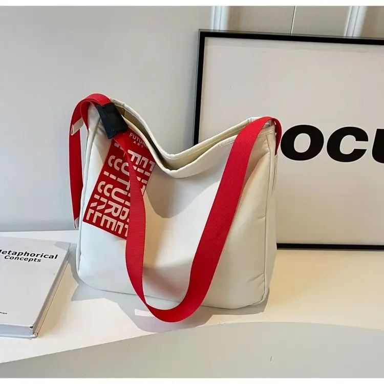 thumbnail image 1 of De lo contrario, Xbreak Casual Bucket Bag 2024 Nuevo bolso de mensajero de viaje de gran capacidad de gama alta de primavera y verano para mujer, 1 of 5
