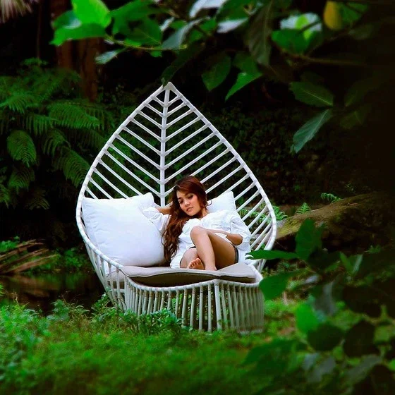 Hotel Villa Resort Natural Rattan Furniture Lounge Set Unique Furniture Modern Leisure White Rattan Garden Chair Patio Armchair