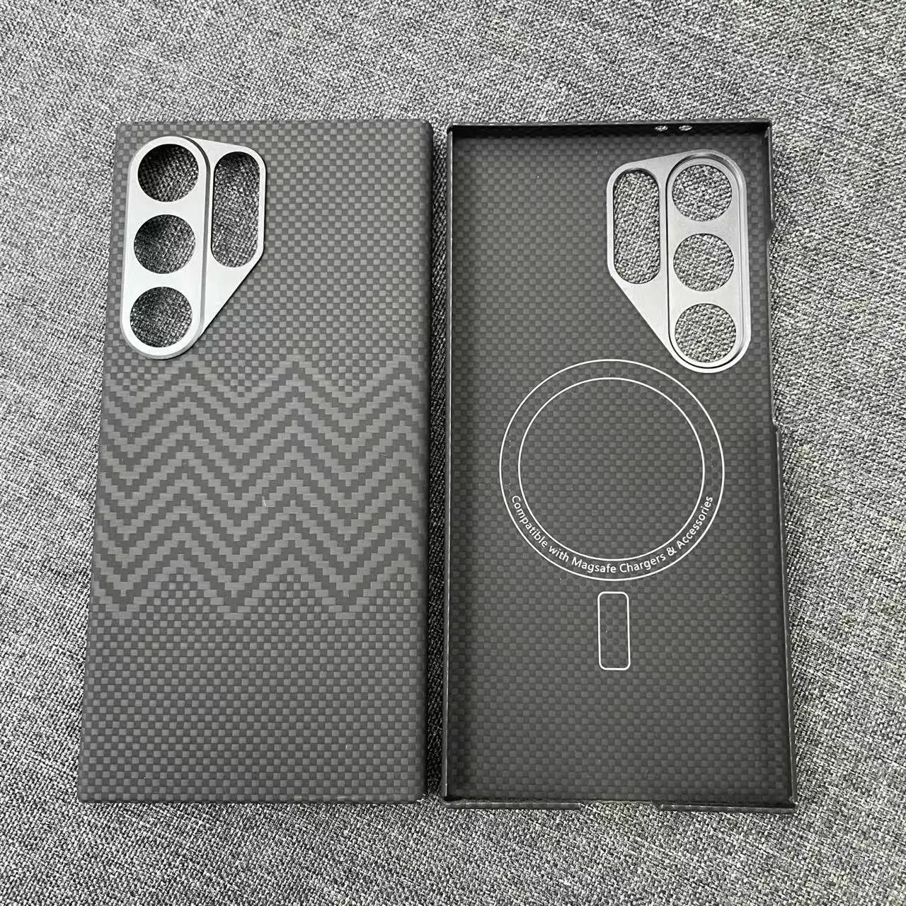 AKATIP Aramid Fiber Carbon Finish Magnetic Luxurious Shockproof Case