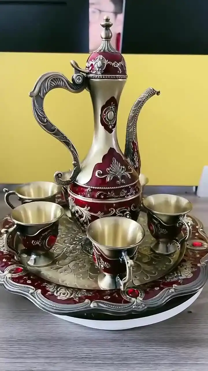 Vintage Turkse koffiepot met 6 koffiekopjes, metalen Turkse theeset inclusief ambachtelijke theeblad theepot en theekopjes voor huwelijksgeschenk(Goud Vintage Turkse koffiepot met 6 koffiekopjes, metalen Turkse theeset inclusief ambachtelijke theeblad theepot en theekopjes voor huwelijksgeschenk(Goud