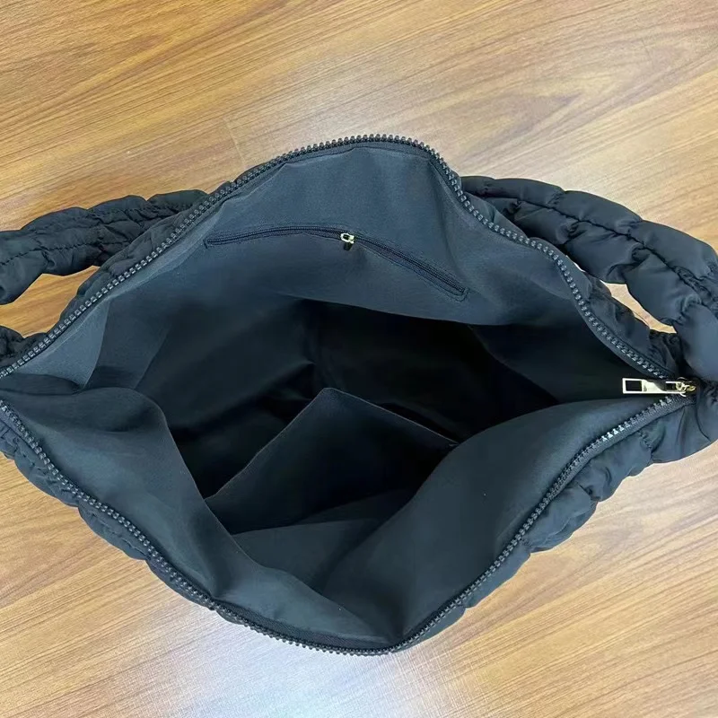 2024 New Tote Bag Women Niche Versatile Cloud Pleated Underarm Bag INS Korean Style Crossbody Dumpling Shoulder Bag Handbag