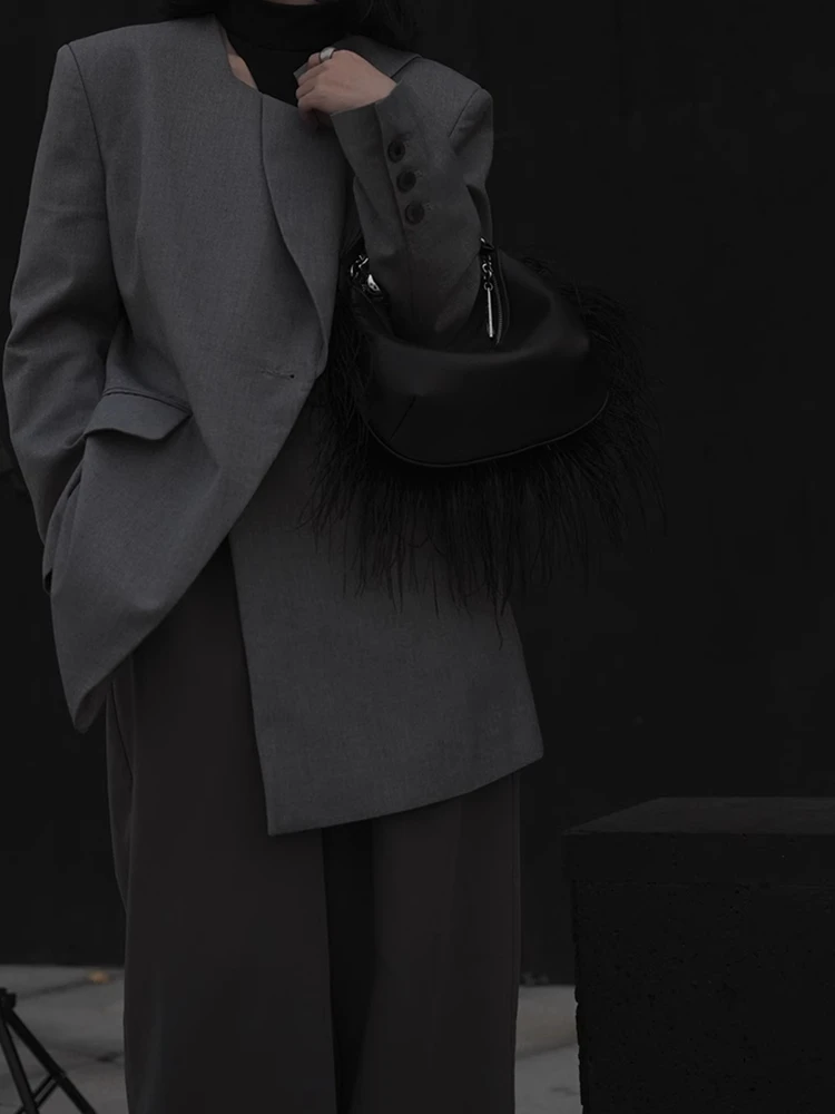 

Черная модная нишевая сумка с цепочками и луной, женская сумка через плечо из натуральной кожи с уникальными перьями, маленькая сумка-тоут из натуральной кожи