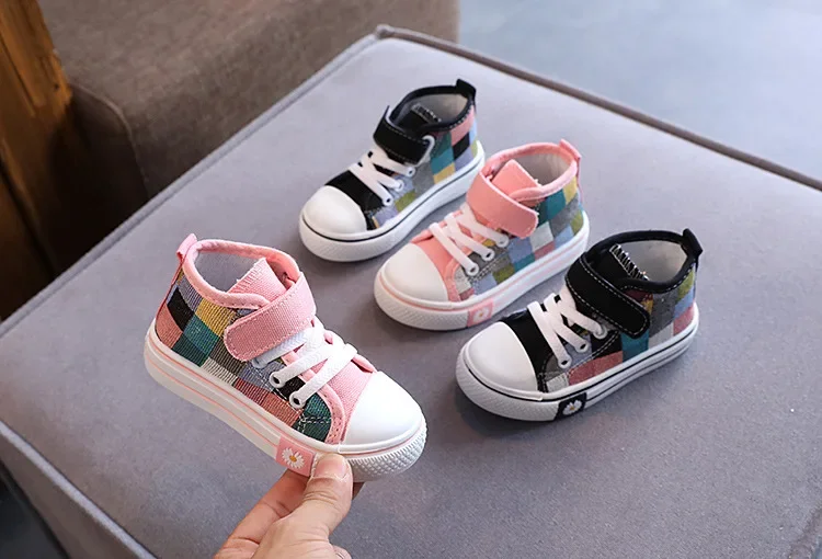 Description Picture 3 of itemChildren New Fashion Canvas Shoes Boys Girls Flower Plaid Prints Board Shoes High Top Soft Sole Non Slip Hook and Loop Shoes