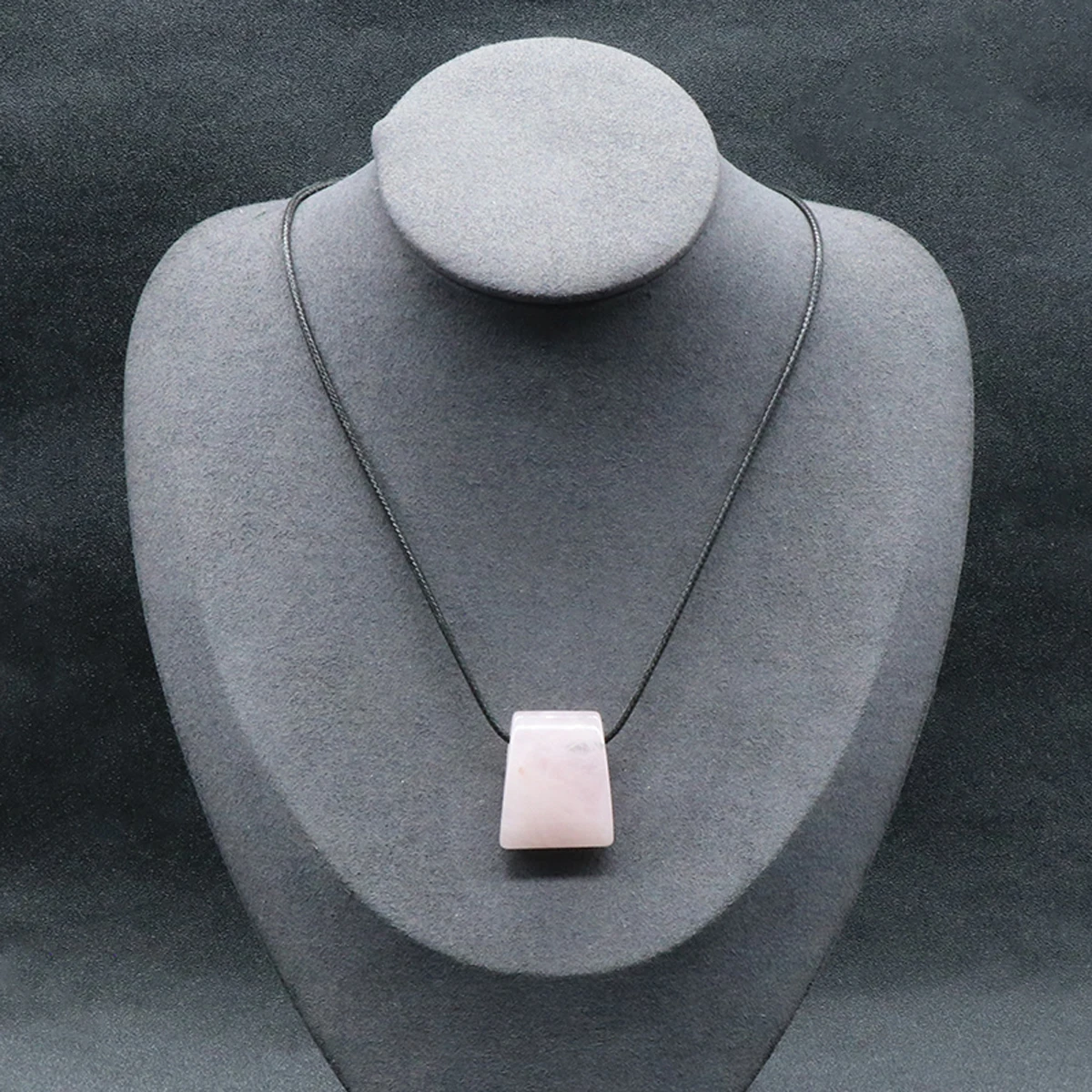 5 PCS Wholesale Natural Stone Pendant Necklace Simple Square Shape Crystal Agate Necklace Charm Jewelry Accessories