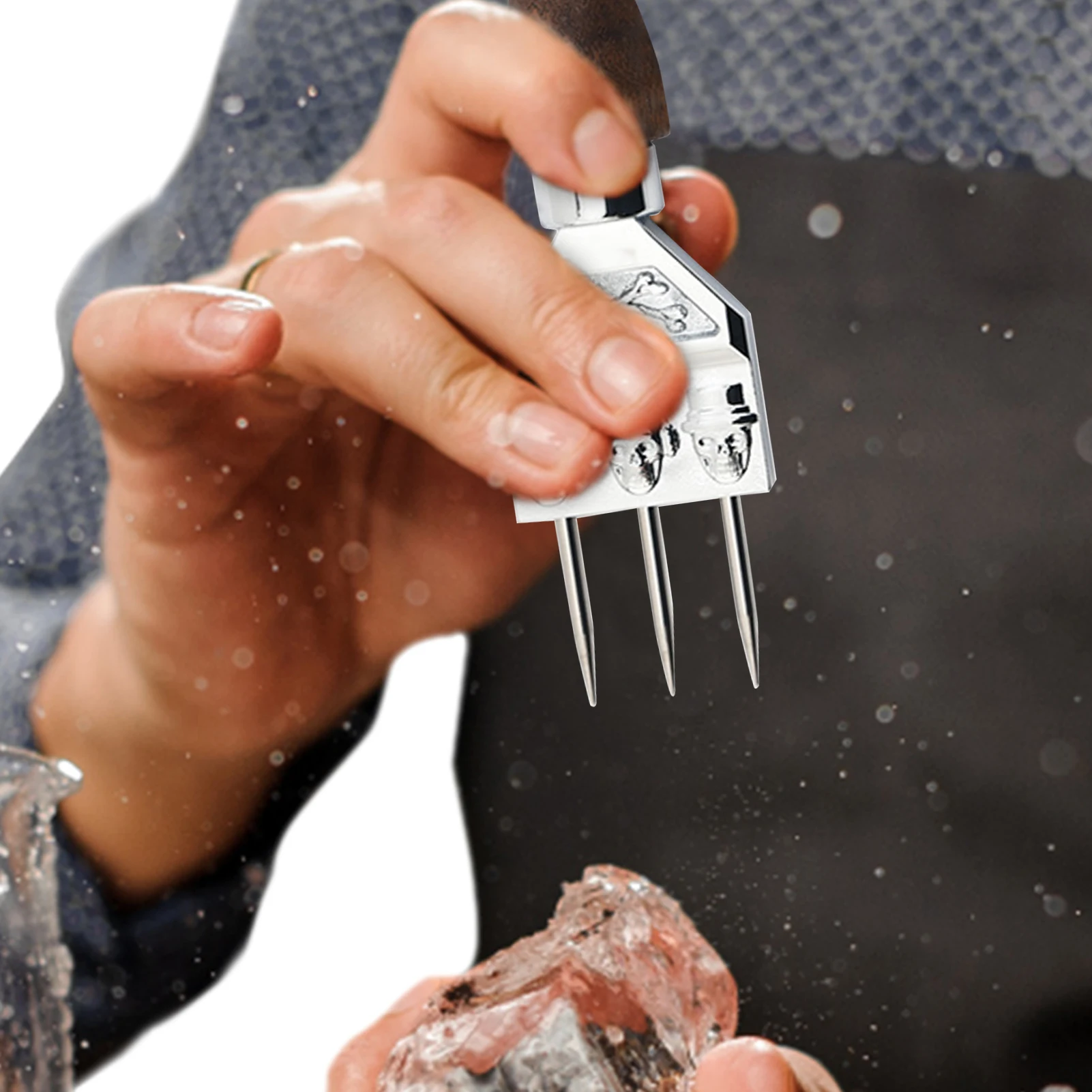 

Ice Pick 7.09 Inch | Stainless Steel Ice Picks for Breaking Ice/Crushing Ice | Skull Pattern Three-Prong Ice Pick with Comfortab