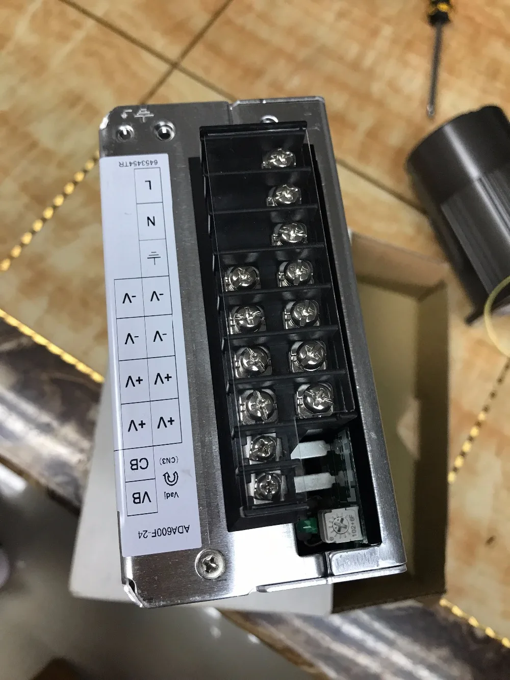 

New and original power supply ADA600F-24 KXFP6GE3A00