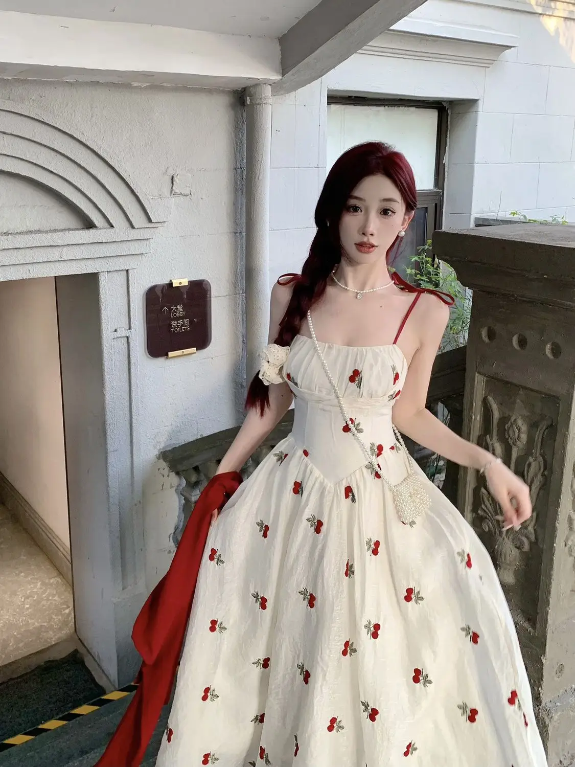 홀리데이 스타일 체리 크러시드 플라워 홀터 원피스, 레드, 얇은 자외선 차단 가디건, 웨이스트 A라인 롱 원피스 세트, 여름 홀리데이 스타일
