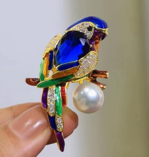 High end temperament Phoenix exquisite rhinestones, hundred birds facing the phoenix, long tail phoenix brooch accessories