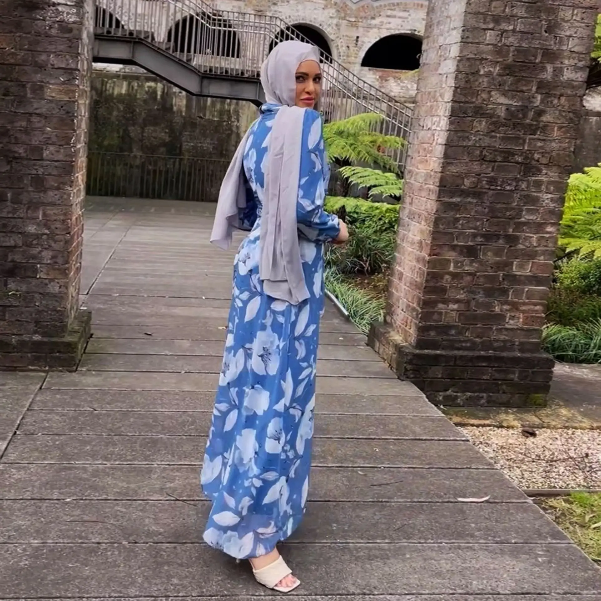 Muslim Fashion Middle Eastern Maxi Size Print Stand Up Collar Dress Modest Dress for Women Muslim Dress Abayas for Women Robe