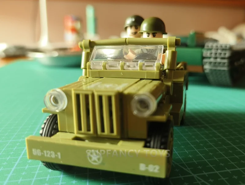 Sluban Normandie Landung US WILLYS Jeep Modell Kinder-Bausteine Militär-Armee-Auto Klassisches Spielzeug – Detail 6