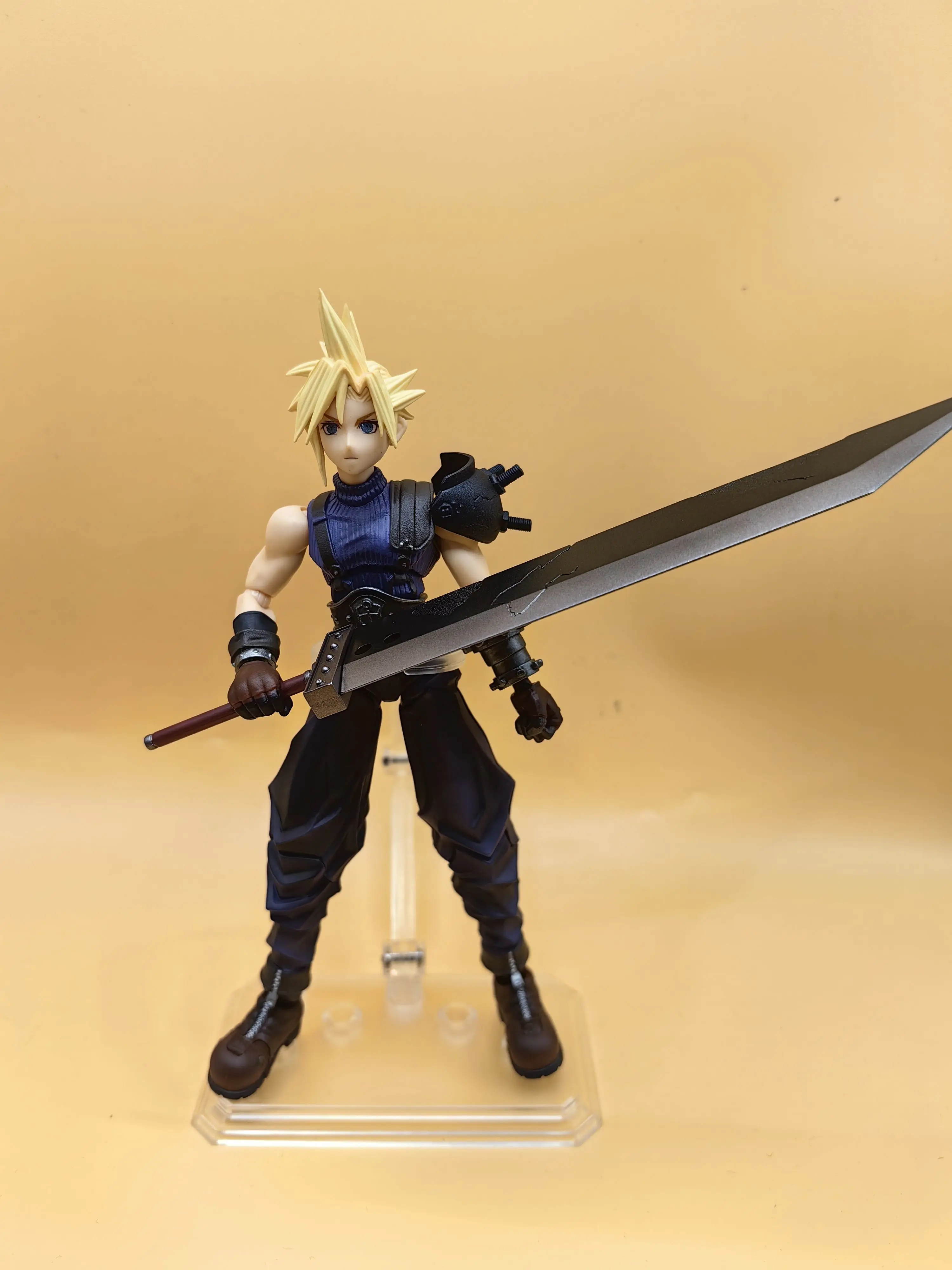 クラウド　アクションフィギュア　ファイナルファンタジー7　VTSTOYS Sdad04fc6f4c141e590a8a5bd413b2
