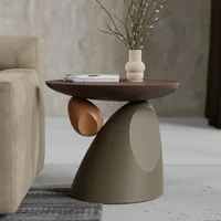Table basse d'angle, table d'appoint ronde minimaliste moderne avec un design d'équilibre unique, table d'appoint en résine peu encombrante pour le salon 4