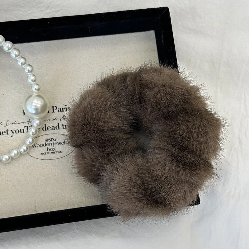 Koreanischer Luxus-Plüsch-Haargummi für Frauen, elastisches pelziges Haargummi, Mädchen, schwarz, weiche Haarbänder, großes flauschiges, knuspriges Haar-Accessoire – Detail 7