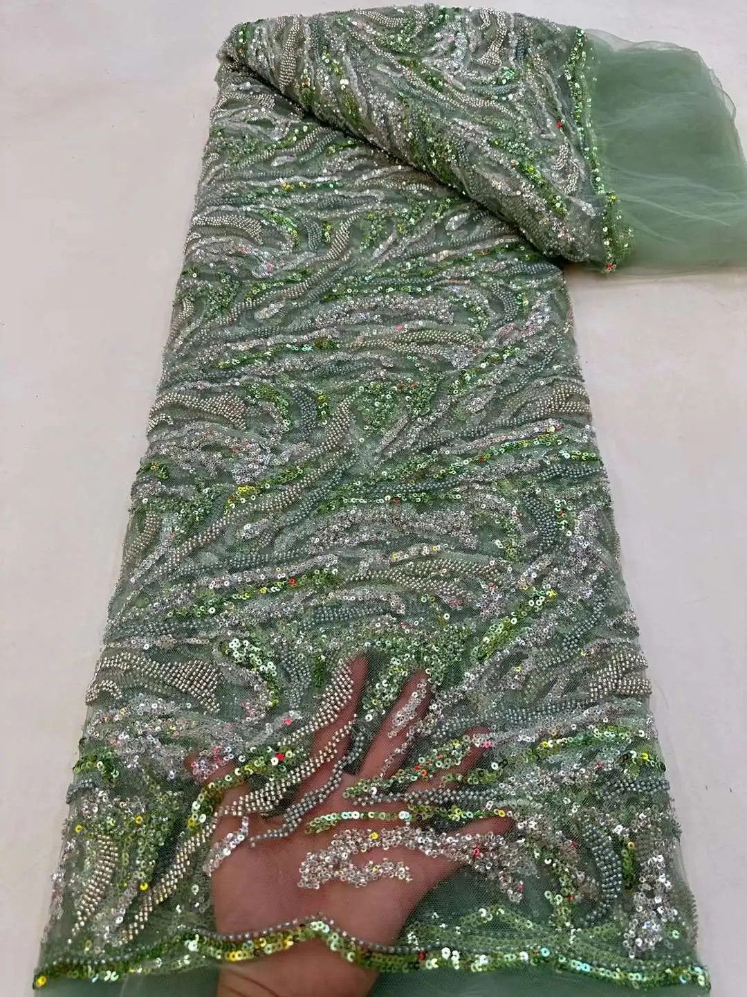 

African Sequins Beaded Lace Fabrics 2023 High Quality Sequence Embroidery French Nigerian Lace Fabric For Wedding Sewing