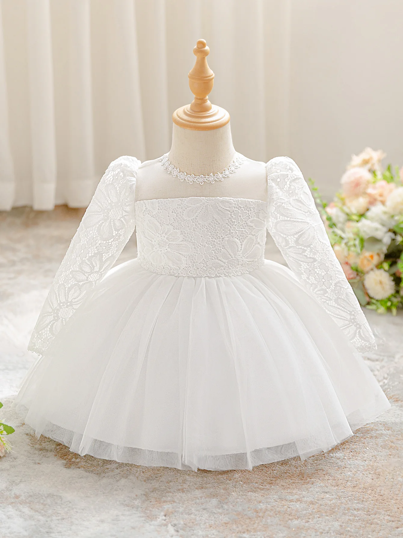 Langärmliges Spitzenkleid für Babys, elegantes High-End-Kleid, geeignet für Geburtstagsfeiern, Geburtstagsfotografie und Fotografie – Detail 2
