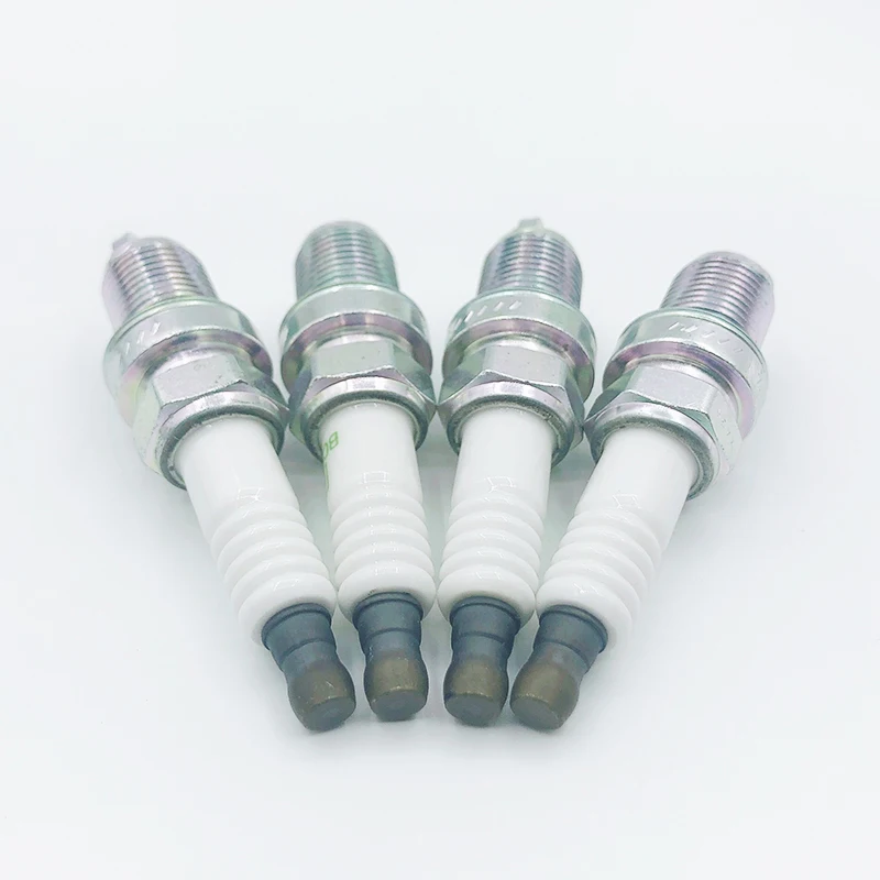 

4pcs/lot BCPR5EGP 7086 Iridium Spark Plug For VW Golf 6 Santana Touareg Sagitar 2000C Jetta Tiguan BCPR5EG-7086