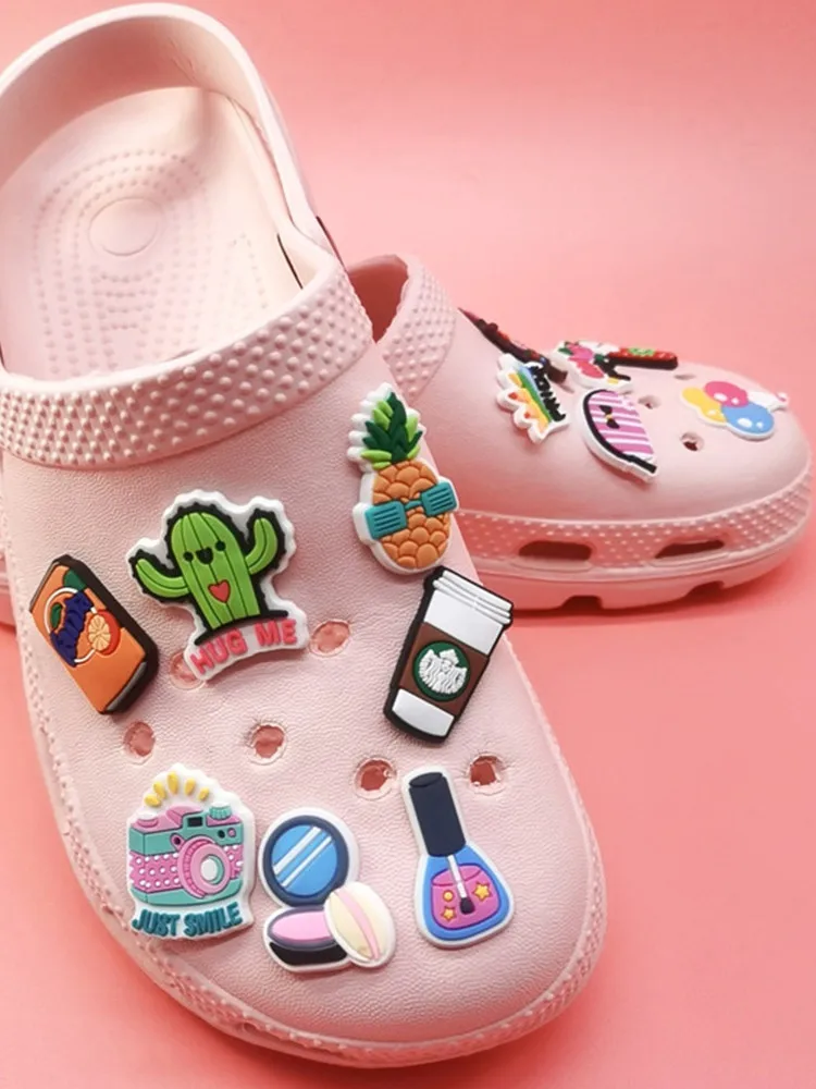 Single Sale Festival PVC Shoe Charms Croc Pins Accessories Décor Ornaments  Clogs Buckle Decorations Fit Bracelet Kids Xmas Gifts - AliExpress