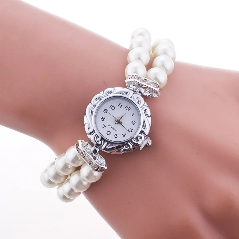 

Fashion Luxury Ladies Watch Women Unique Design White Pearl Band Women Watches Silver Mini Round Dial Quartz Female Watches