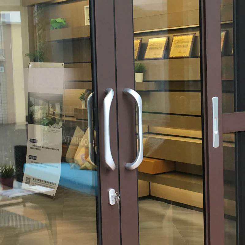 vidro janela grande botao salvar esforco 01