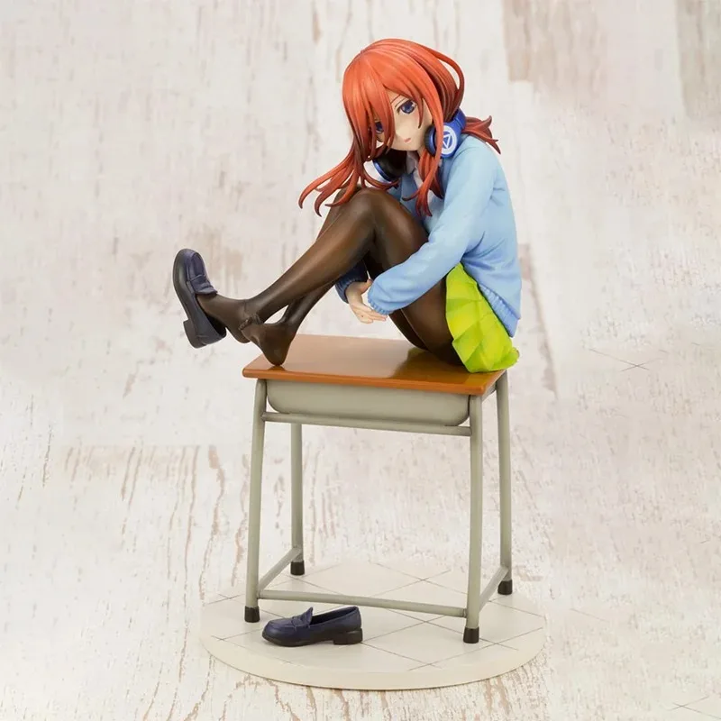 Anime The Quintessential Quintuplets Miku Nakano Collectible PVC Action Figure Doll Gift