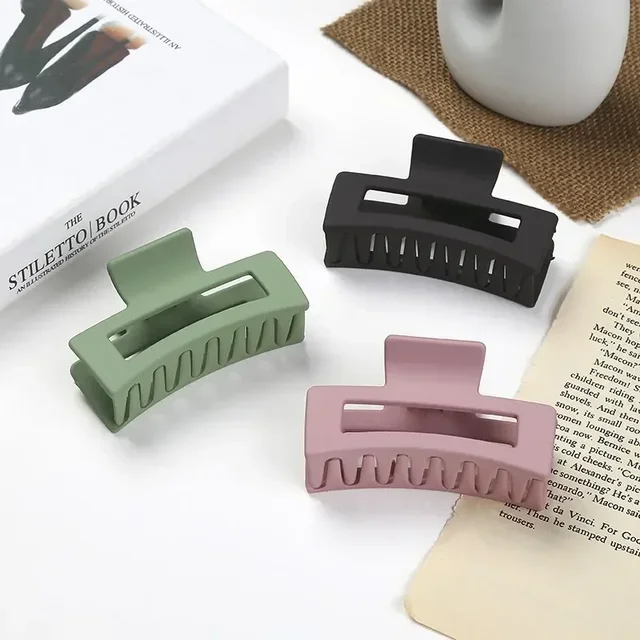 Retro Temperament Simple Fashion Frosted Geometric Rectangular Cutout Plastic Hair Accessories Updo Shark Hair Grab