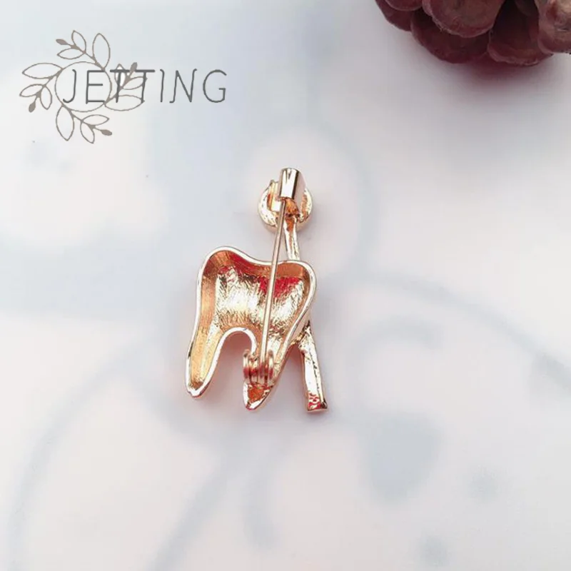 (SMTGDP11) 클래식 패션 황금 치아 모양 의사 간호사 옷깃 배낭 배지 핀 선물 액세서리를 위한 귀여운 의료용 브로치 핀