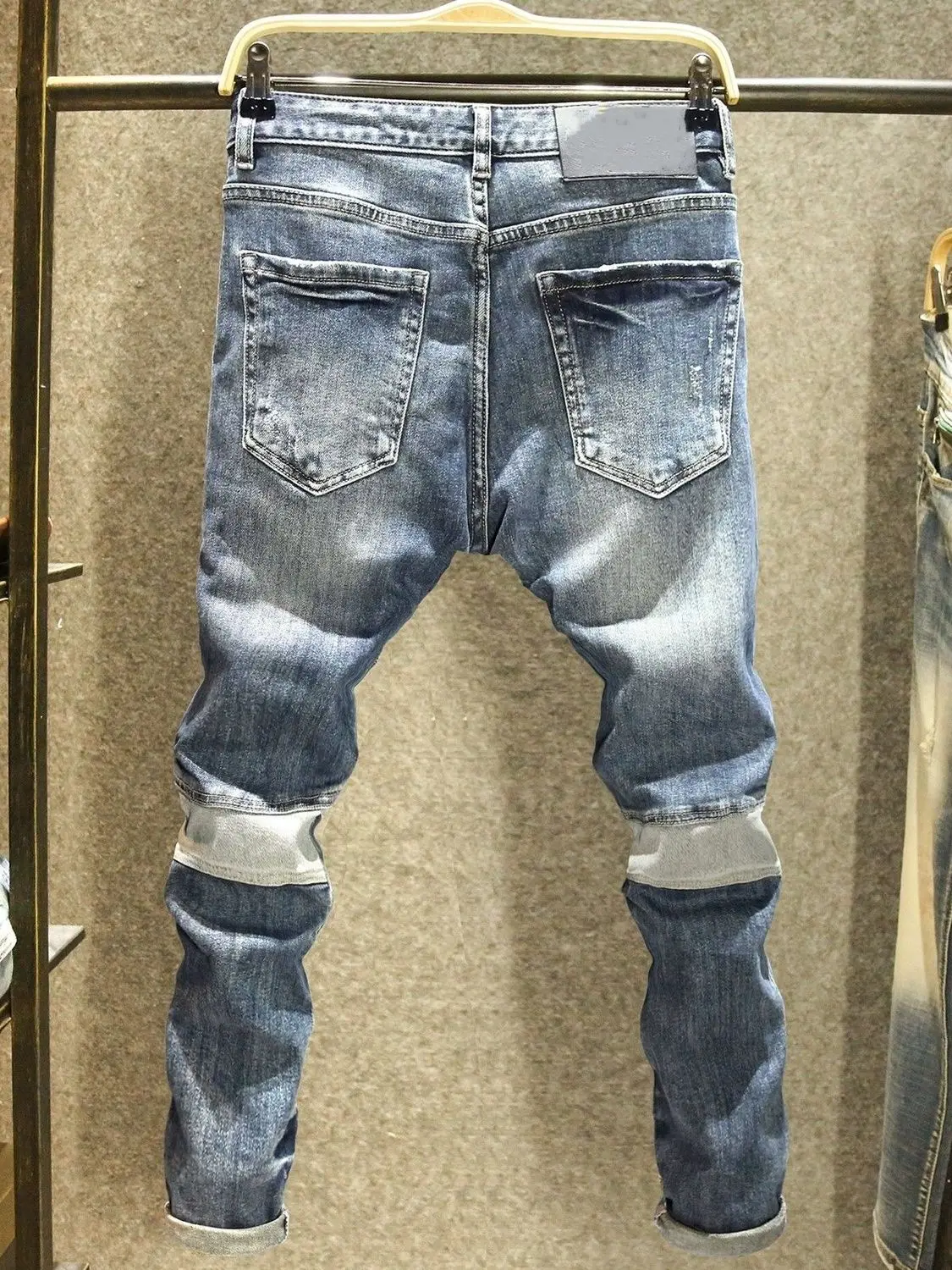 PlatiNum Cargo Jeans Detail