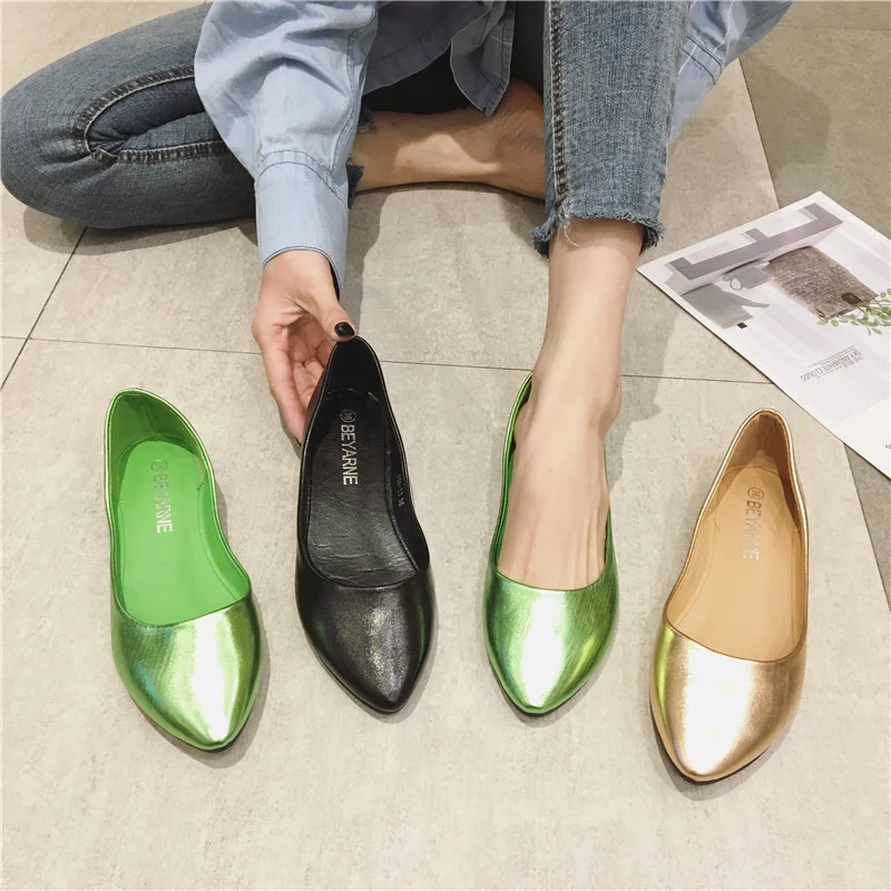 New Women's Shoes Bright Surface Soft Leather Comfortable
