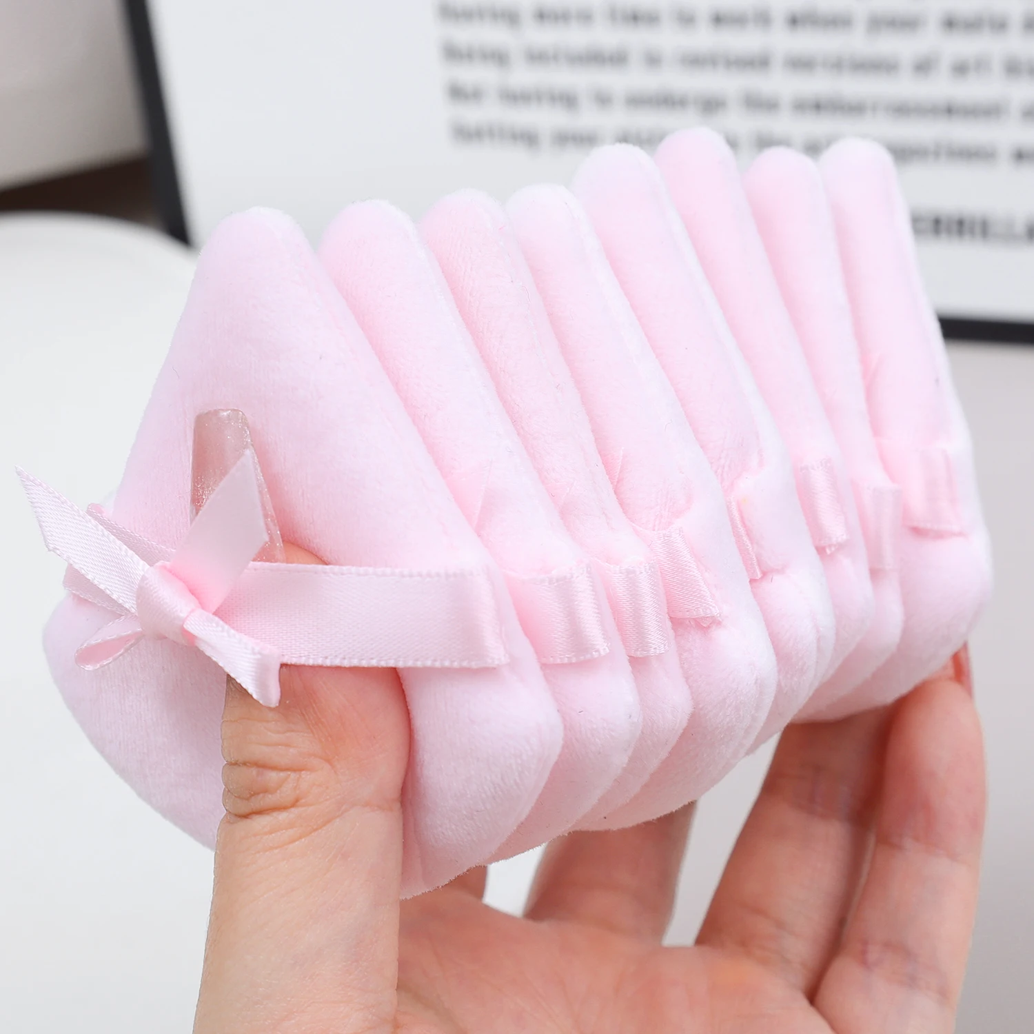 Crystal Velvet Triangle Powder Puff Ultra-Soft Washable Short Fluff Bows Loose Powder Cosmetic Puffs Sponge Apply Makeup Tools 5