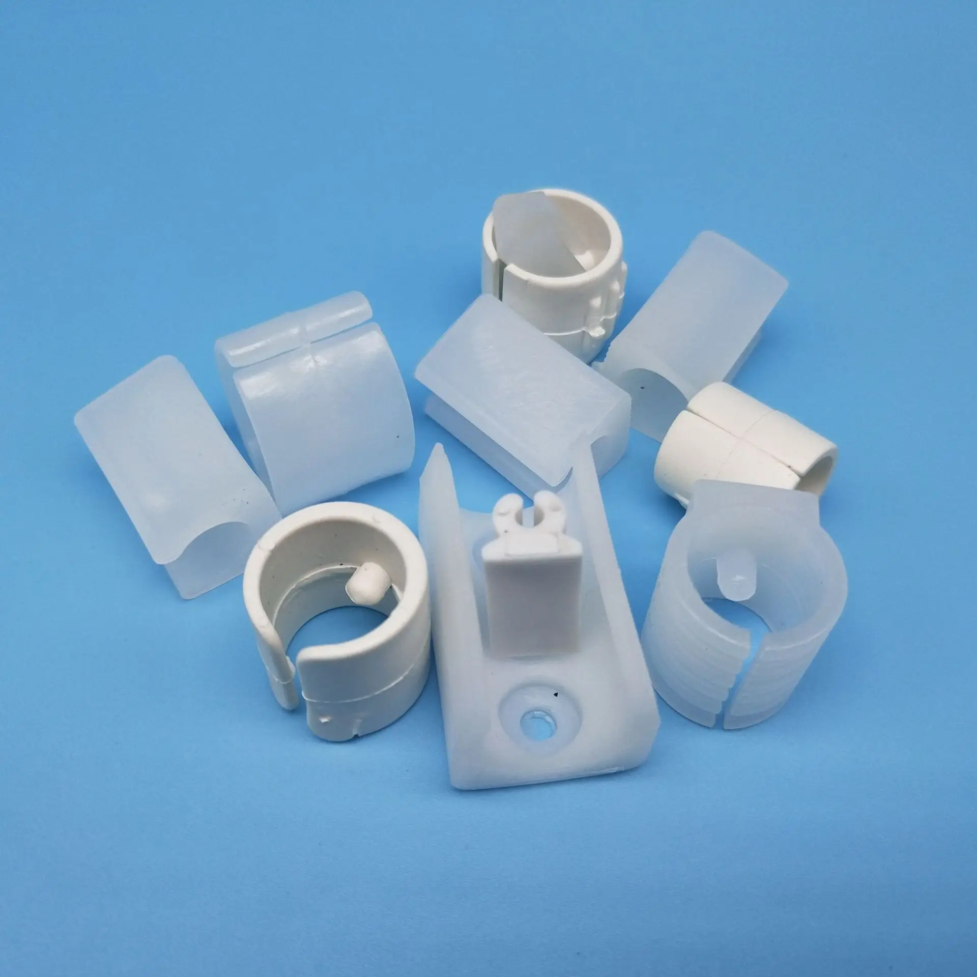 8PCS Plastic Chair Feet Non-Slip U-type Pipe Clamp Home Office Table Chair Leg Pads Cover Mute Floor Tube Protector