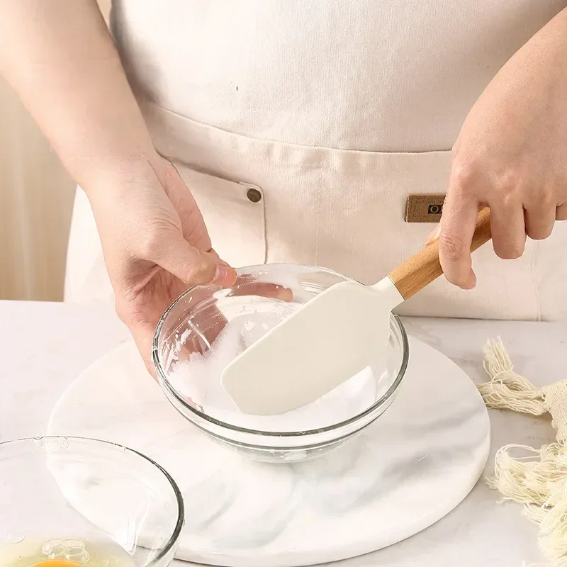 Heat-resistant Kitchen Gadgets Silicone Food Grade Kitchens Accessories Spatula Pastry Cutter White Chocolate Kitchenware Mixer