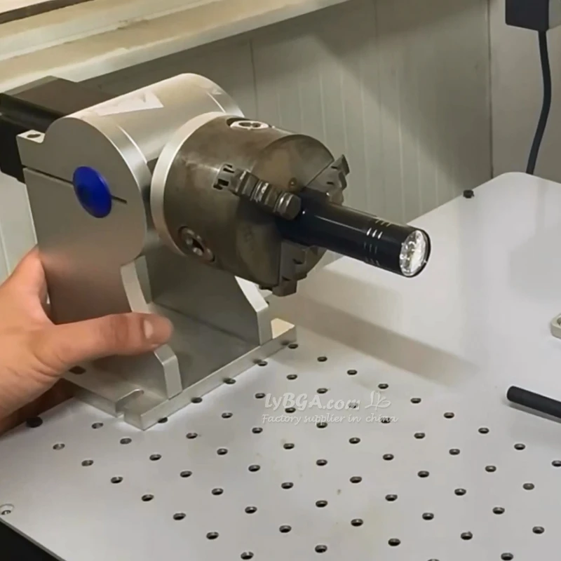 جديد D80 محور دوار محور 80 مللي متر تشاك Nema23 المحرك مع سلك 2 متر للألياف الليزر نحت آلة الحفر اسطوانات بمناسبة