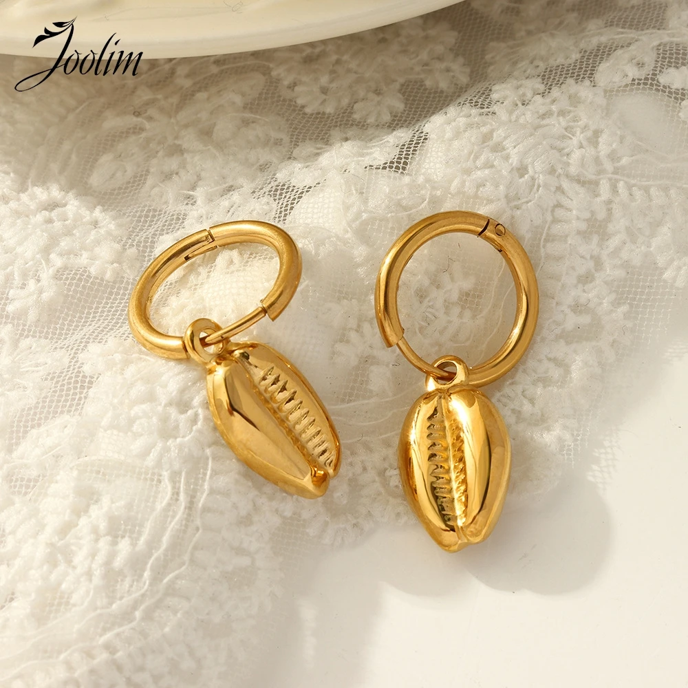 

Joolim Jewelry High Quality PVD Wholesale No Fade Fashion Irregular Shell Pendant Dangle Hoop Stainless Steel Earring for Women
