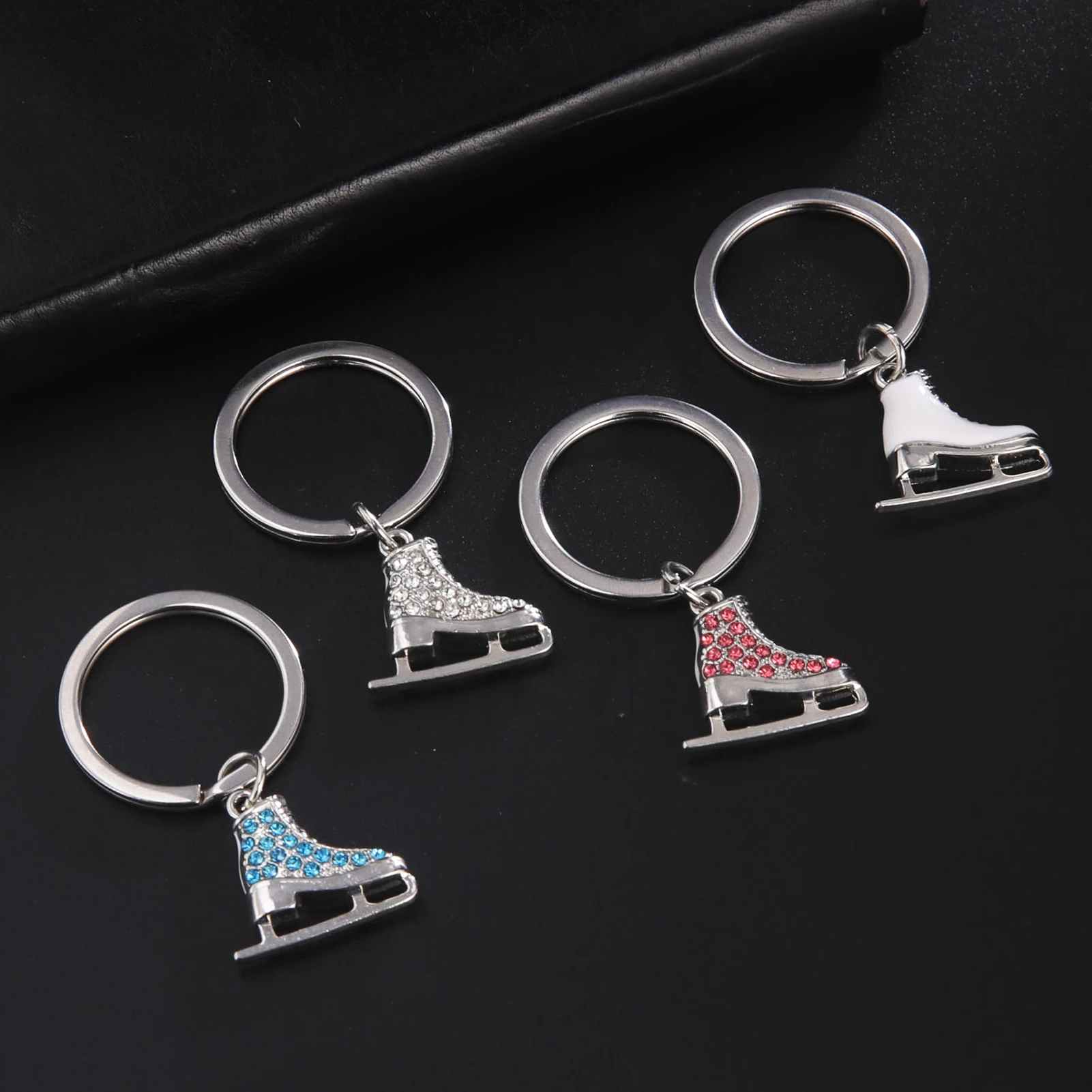 Fishhook Zircon Crystal Keychain Ice Skate Shoes Key Chain Ring Luxury