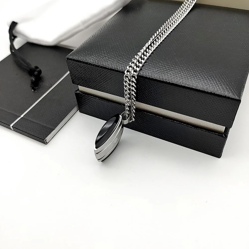 PJS MB 1:1 Necklace Classic Rounded Square Pendant Stainless Steel Chain Blak Trim Masculine Luxury Jewelry With Box Set