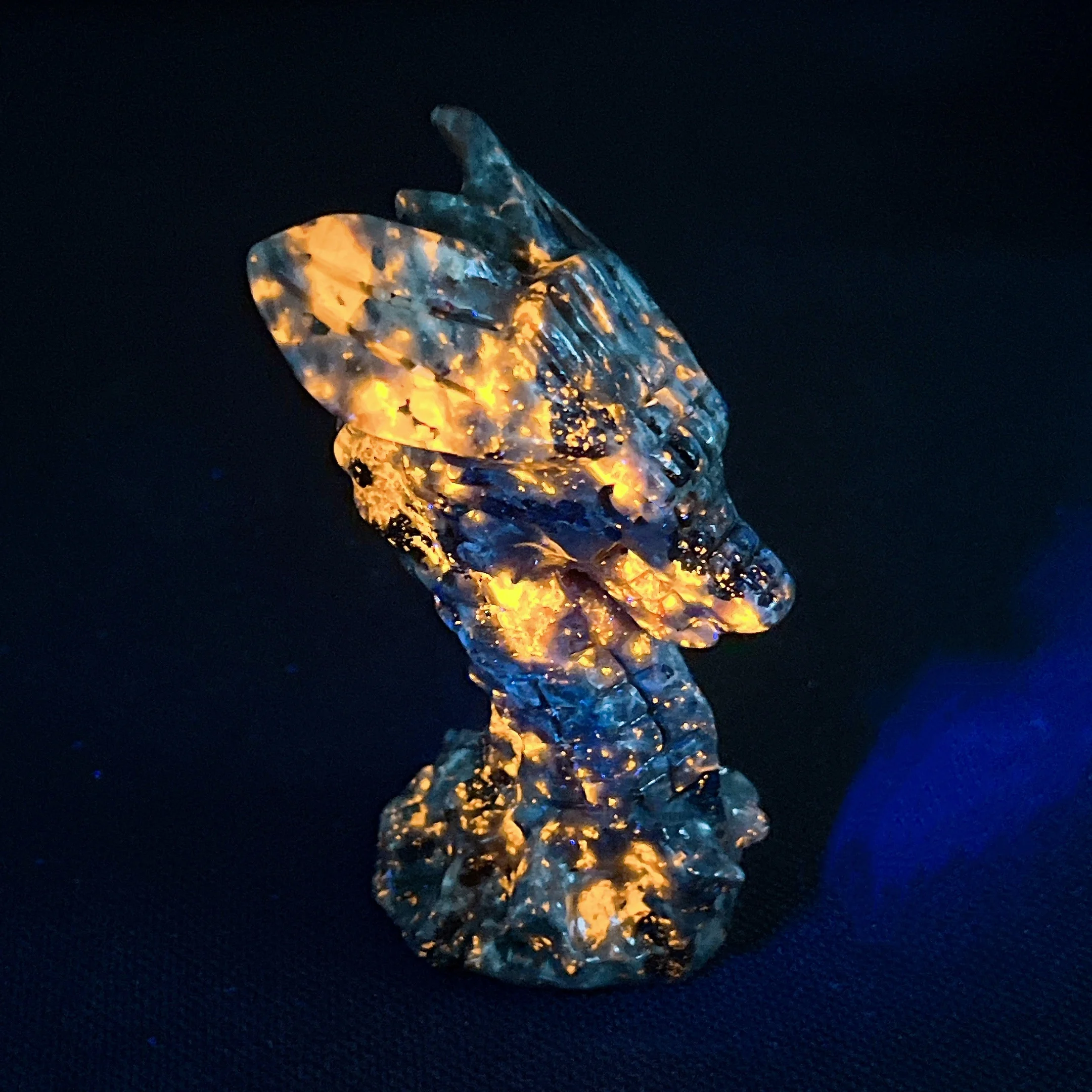 Natural Yooperlite Crystal Quartz Flame Stone Dragon Head Hand-Carved Crafts Ornaments Reiki Minerals Office Decoration Gift 5