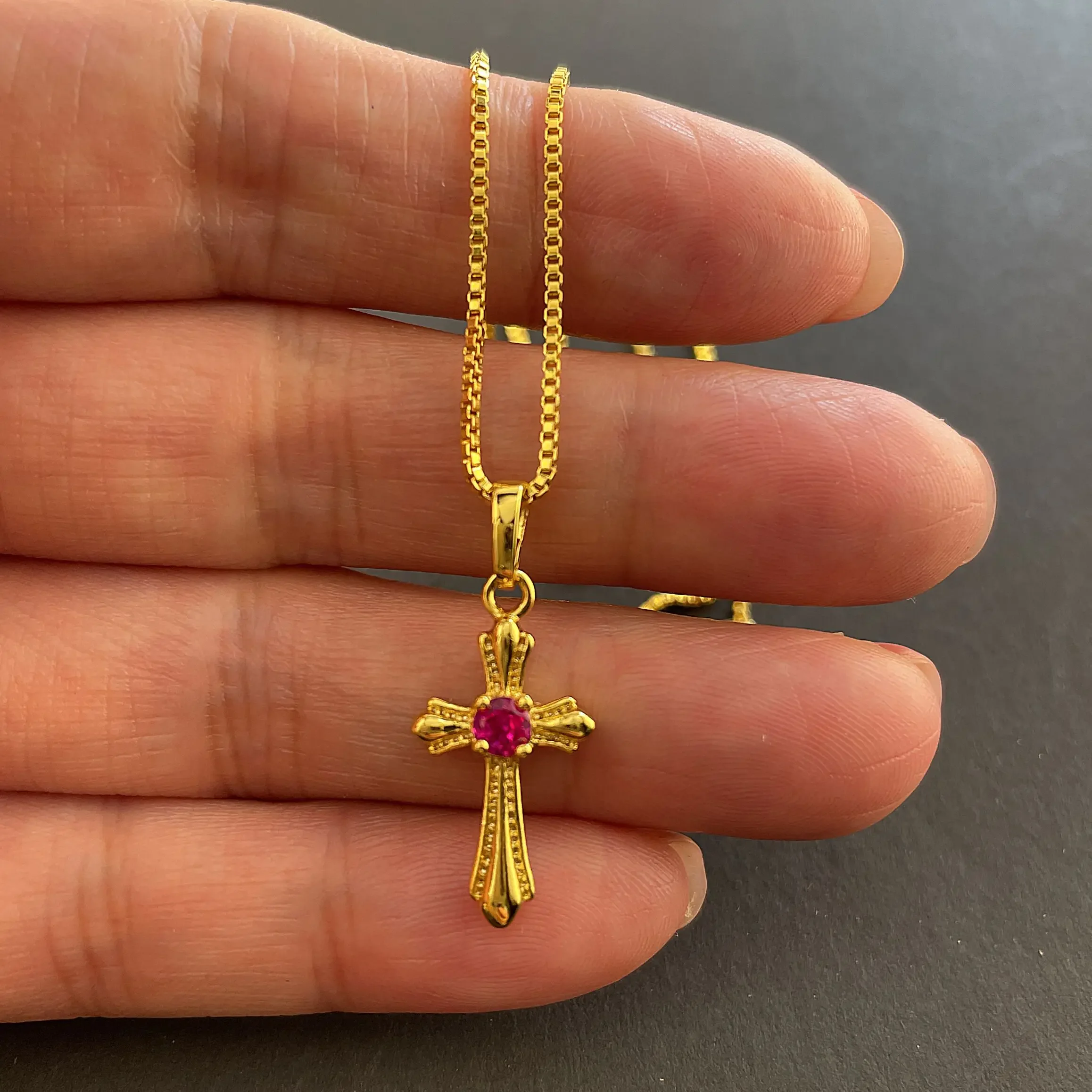 

CHUANGCHENG Korean Style 24K Gold Cross With Zircon Pendant 18 Inch Box Chain Necklaces Religious Fashion Jewelry