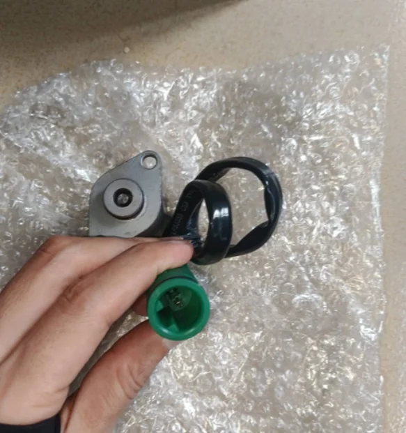 となり　1204560 172460-73910 Second Gear Traveling Solenoid Valve for Yanmar