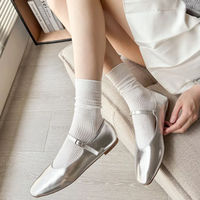 thumbnail image 3 of 5 pares de calcetines blancos para mujer, de algodón, transpirables, sencillos, de alta calidad, deportivos, informales, elásticos, transpirables, holgados, informales, 3 of 6