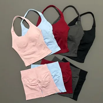 Ensemble de yoga 2 pièces pour femme : haut dos nu à licou et short taille haute sans couture – Tenue de sport et fitness