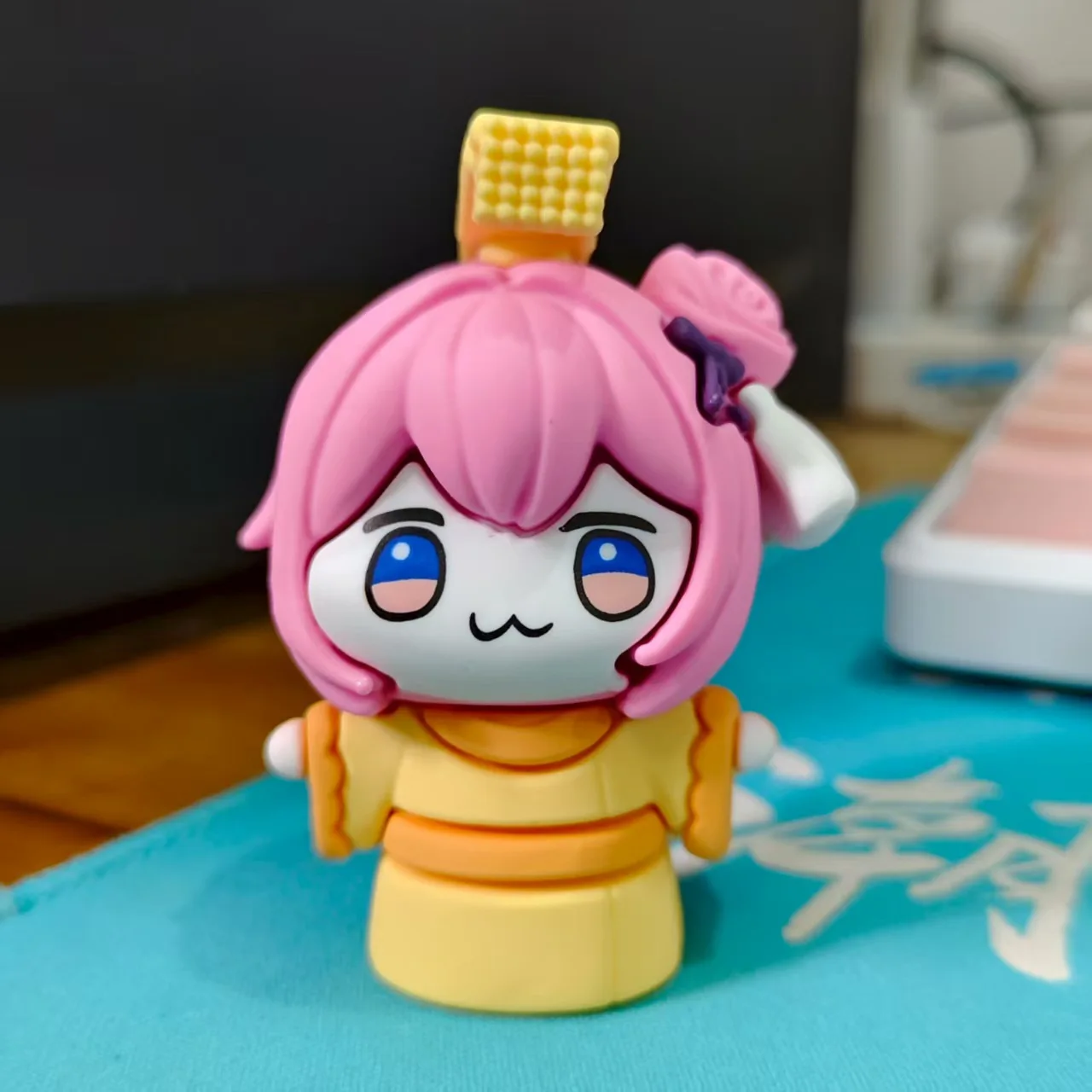 10cm Doro Yo-Yo Anime Figure - Cute Decoration Toy