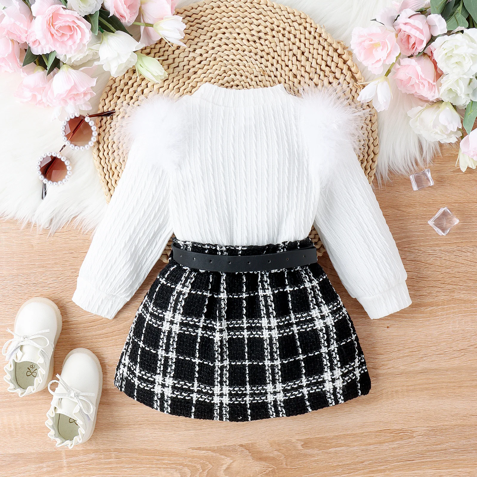 Description Picture 4 of itemGirls Children Clothing Suit Autumn Winter Long-sleeved Patchwork Soft Fur Rib Knit Sweater Top with Wool Short Skirt and Belt