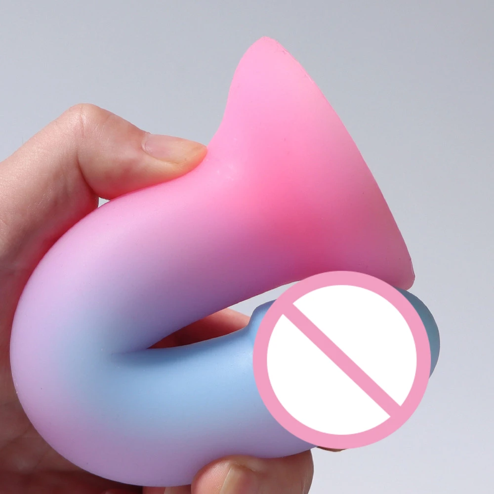 Cute Soft Luminous Dildo Female Masturbator Sex Toys For Women Men Skin Feeling Realistic Penis Silicone With Suction Cup Dildos
