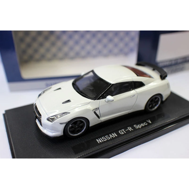 In het algemeen klem kandidaat 1:43 Schaal Nissan Gtr Spec V Sportwagen Legering Simulatie Model Auto  Diecast Speelgoed Gift Collectible Ornament Souvenir Speelgoed Auto 'S| | -  AliExpress